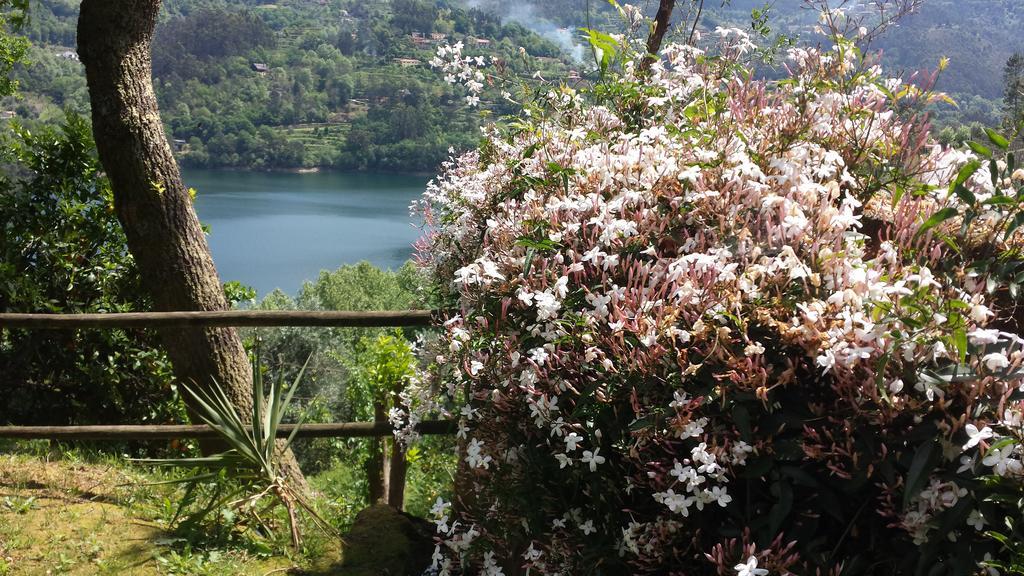 Casa Da Terra - Geres Villa ภายนอก รูปภาพ