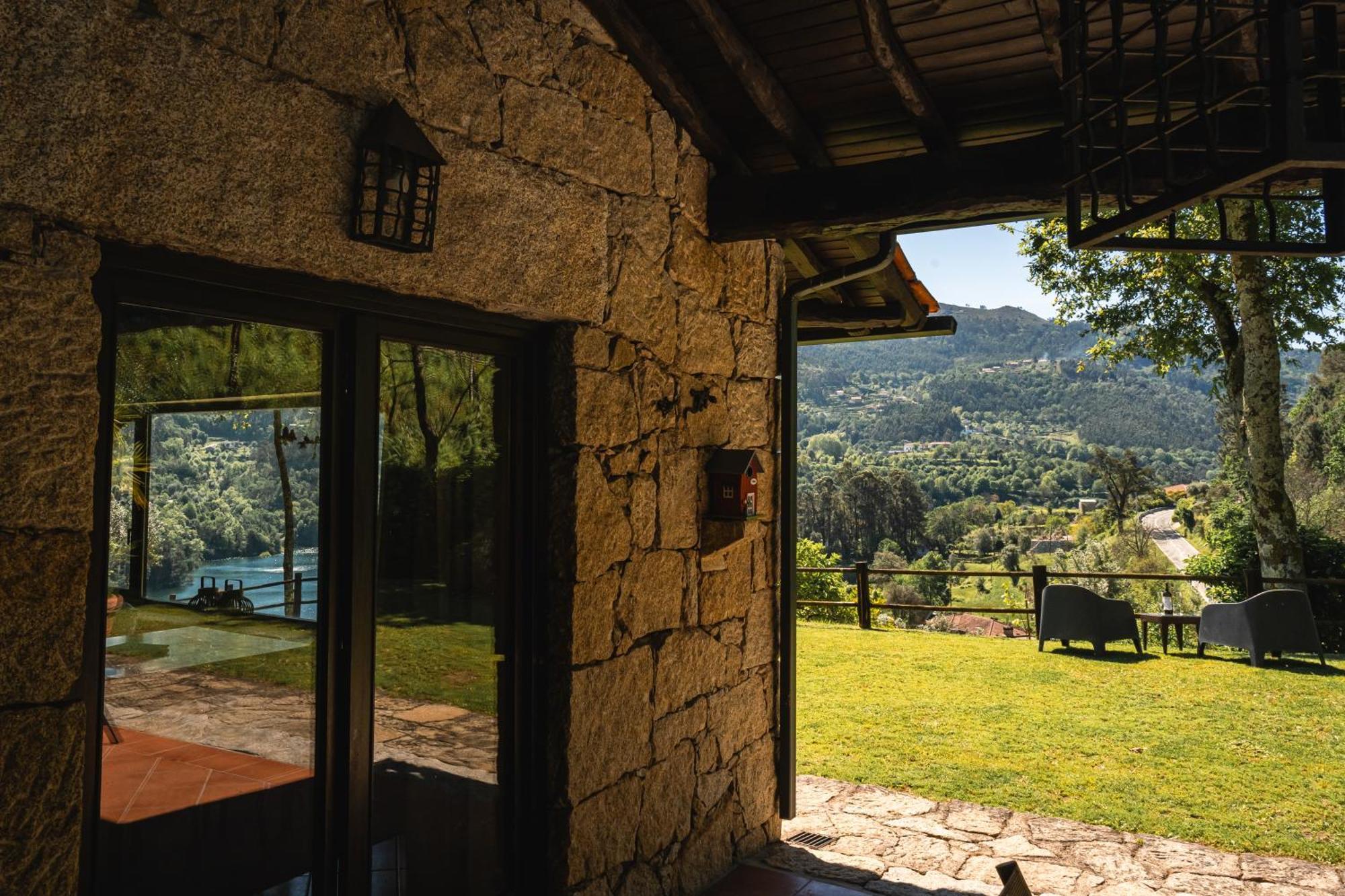 Casa Da Terra - Geres Villa ภายนอก รูปภาพ